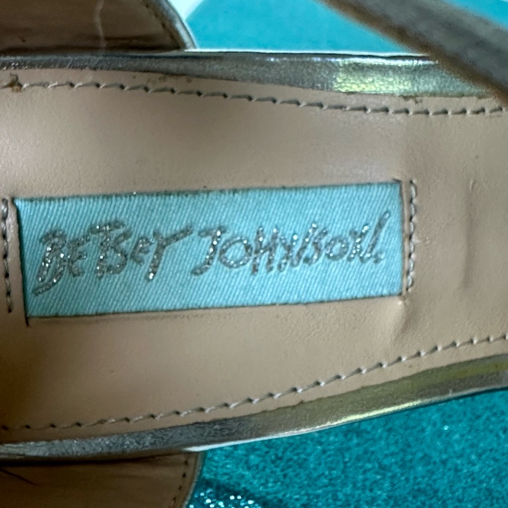 Betsey Johnson Formal Rhinestone Heels SB- I Do 7.5 - Picture 2 of 8